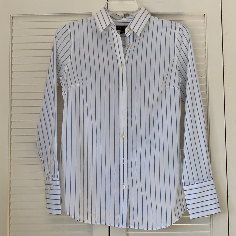 Banana Republic Women’s Striped Button Down Shirt